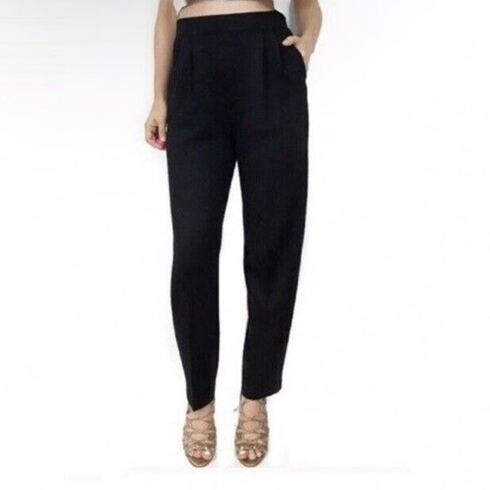 ST. JOHN Size 6 Basics Black Santana Knit Crop Pull-On Pleat-Front Pants Pockets